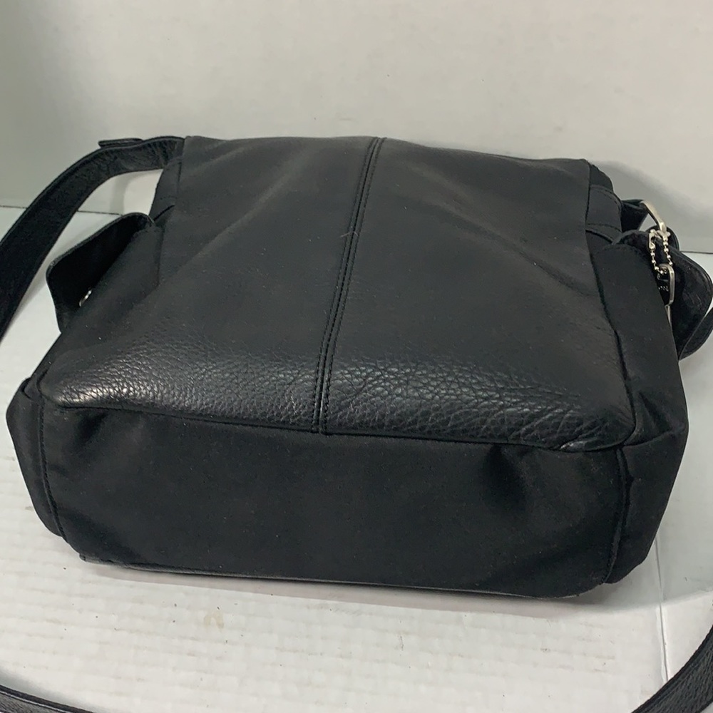 Nice Leather Fossil Crossbody Bag - Picture 6 of 8